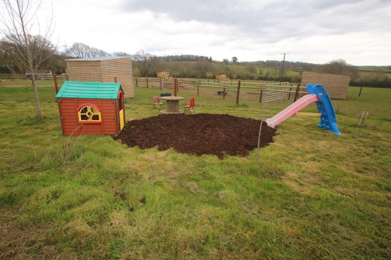 Dartmoor Reach Alpaca Farm Heated Cabins 5 Mins Drive To Dartmoor Bovey Tracey Bagian luar foto
