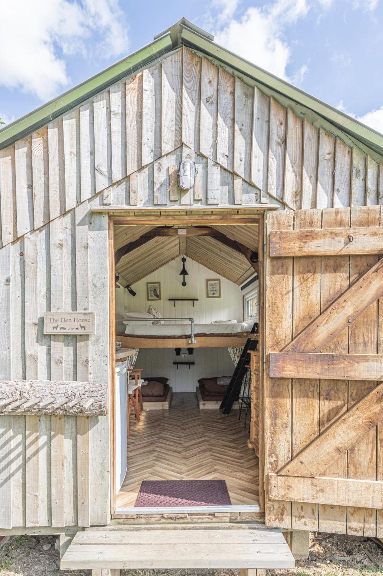 Dartmoor Reach Alpaca Farm Heated Cabins 5 Mins Drive To Dartmoor Bovey Tracey Ruang foto