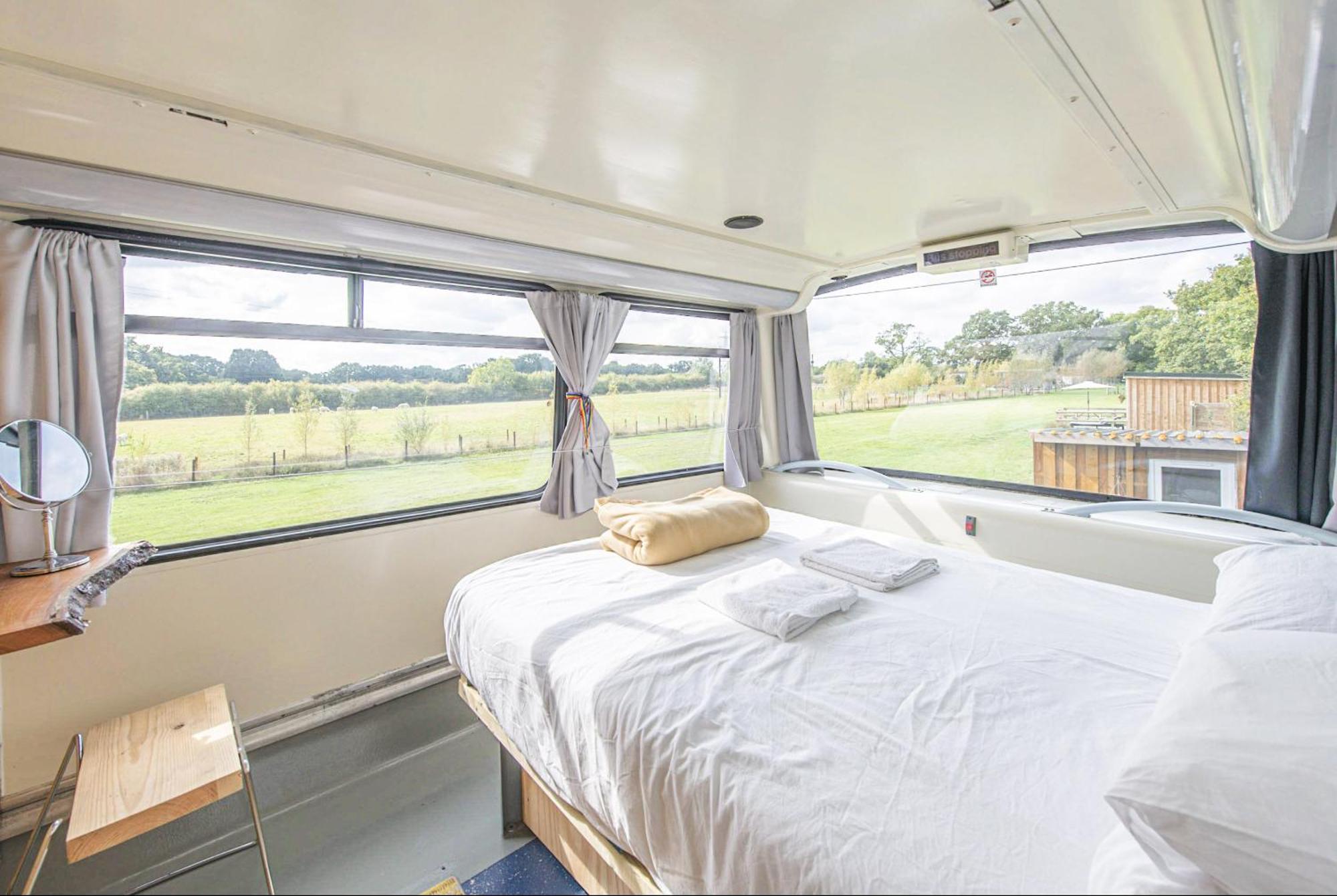 Dartmoor Reach Alpaca Farm Heated Cabins 5 Mins Drive To Dartmoor Bovey Tracey Bagian luar foto